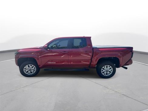 Used 2026 Toyota Tacoma SR5 RWD image 8