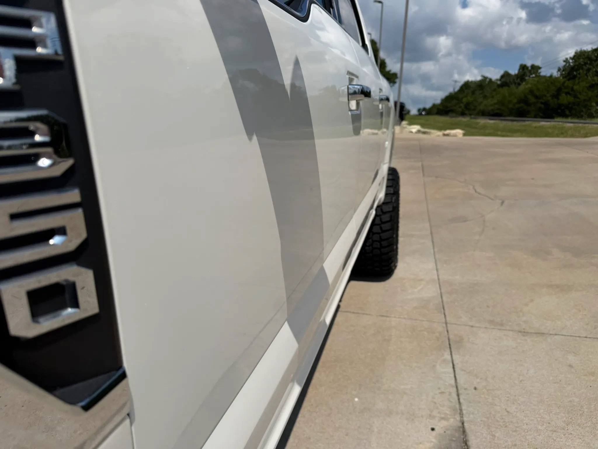 Used 2020 Ford F350 Platinum w/ FX4 Off-Road Package AWD/4WD image 67