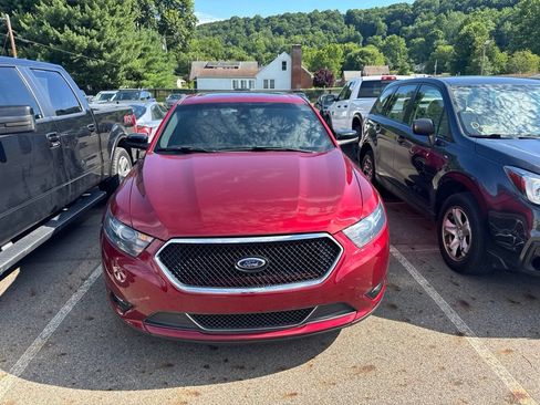 Used 2015 Ford Taurus SHO w/ Equipment Group 401A AWD/4WD image 2