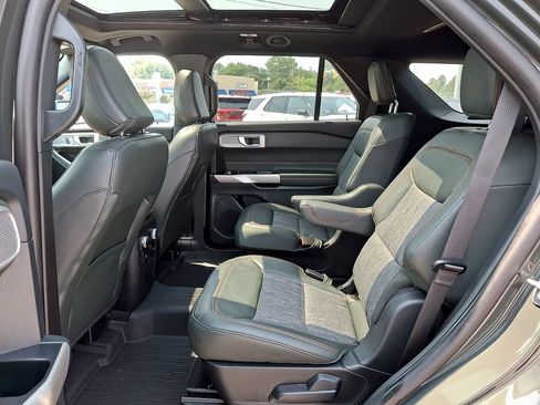 Used 2023 Ford Explorer Timberline w/ Timberline Technology Package AWD/4WD image 10