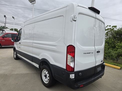 Used 2019 Ford Transit 150 148 Medium Roof RWD image 5