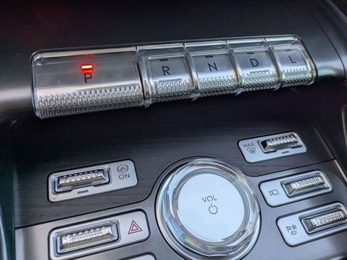 New 2026 Lincoln Nautilus Premier w/ Jet Appearance Package image 14