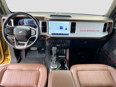 Used 2023 Ford Bronco Heritage Edition AWD/4WD image 22