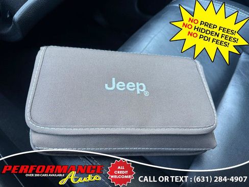 Used 2017 Jeep Grand Cherokee Limited AWD/4WD image 30