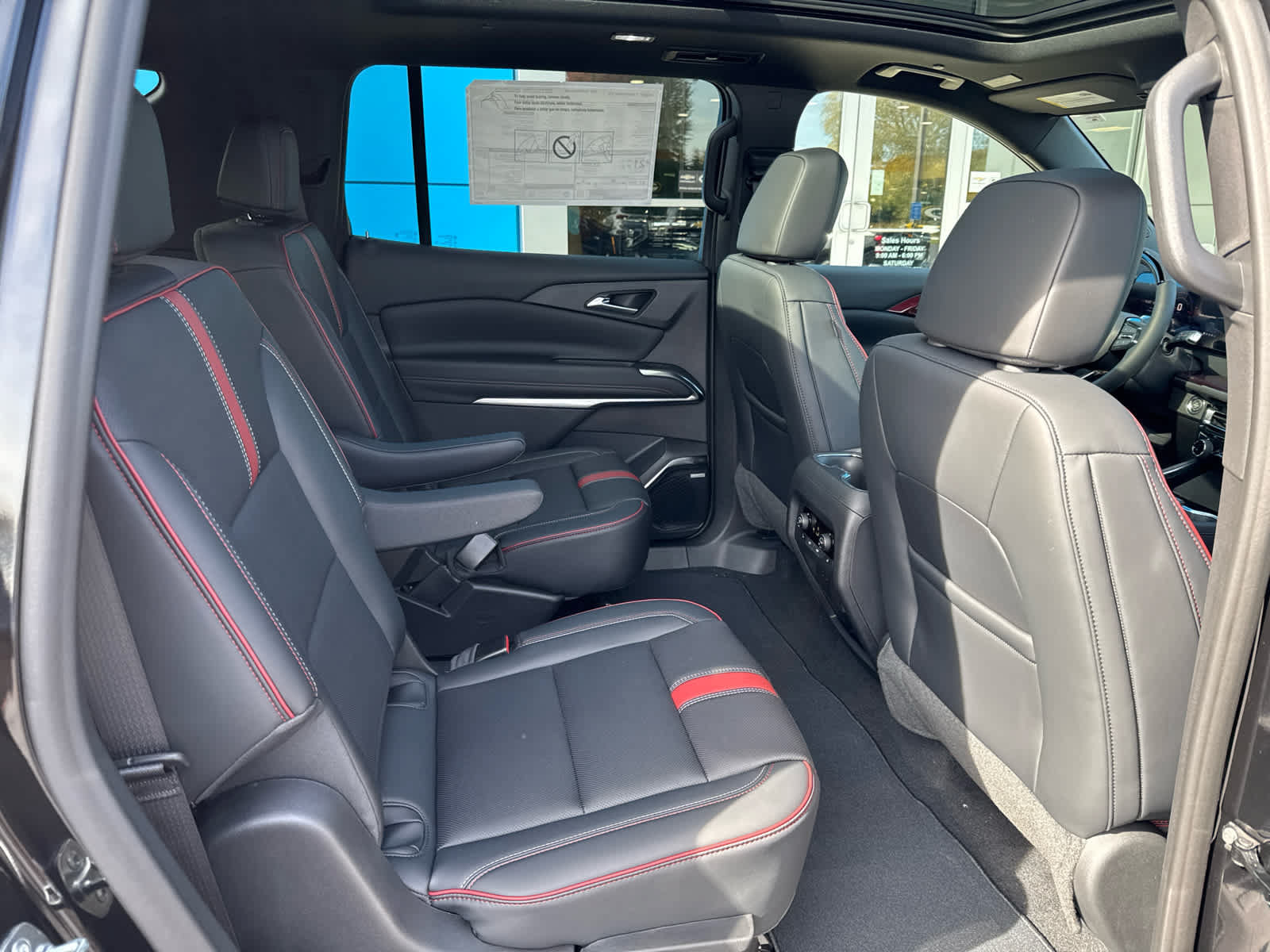 New 2027 Chevrolet Traverse RS AWD/4WD image 5