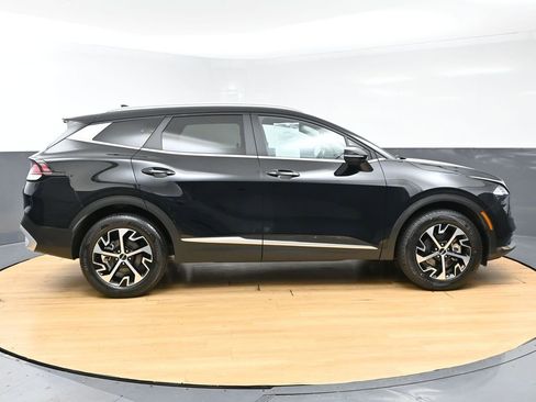 Used 2023 Kia Sportage EX AWD/4WD image 8