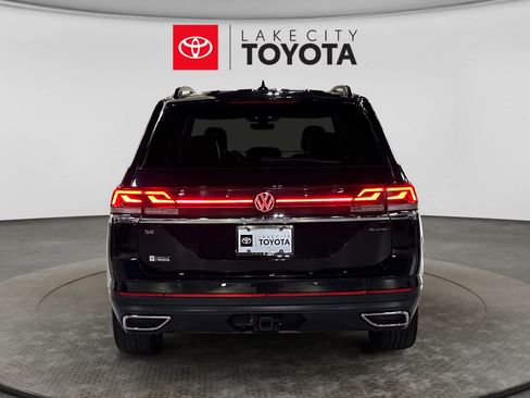 Used 2025 Volkswagen Atlas SE AWD/4WD image 7