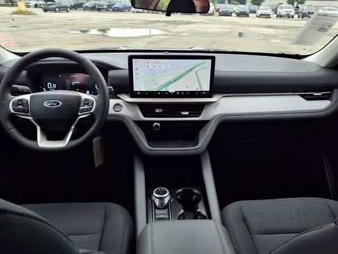 New 2026 Ford Explorer Active RWD image 14