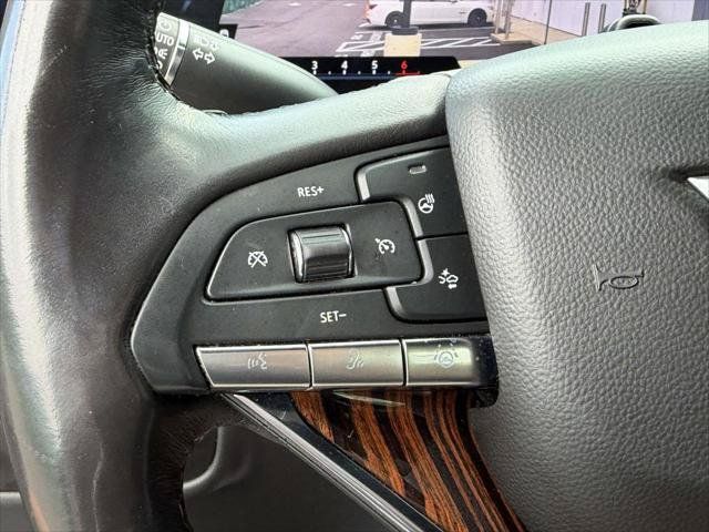 Used 2023 Cadillac Escalade Premium Luxury w/ Performance Package AWD/4WD image 25