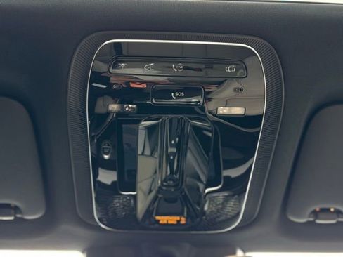 Certified 2025 Mercedes-Benz GLC 300 4MATIC image 39