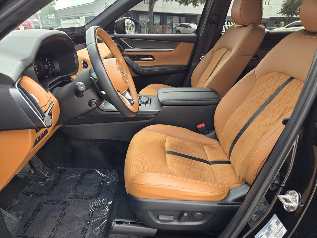 Certified 2025 MAZDA CX-90 3.3 Turbo S w/ Premium Plus AWD/4WD image 4
