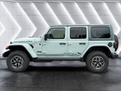 New 2026 Jeep Wrangler Unlimited Rubicon w/ Rockslide Package