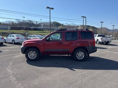 Used 2014 Nissan Xterra S image 5