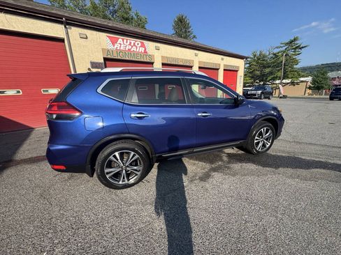 Used 2017 Nissan Rogue SL w/ SL Premium Package AWD/4WD image 10