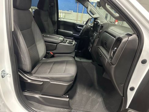 Used 2023 Chevrolet Silverado 1500 Custom Trail Boss w/ LPO, Dark Essentials Package image 19