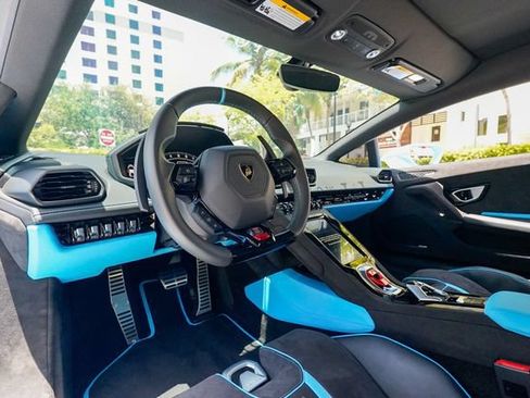 Used 2024 Lamborghini Huracan Tecnica RWD image 67