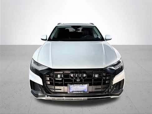 Used 2023 Audi Q8 Premium Plus w/ Premium Plus Package AWD/4WD image 3