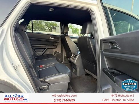 Used 2020 Volkswagen Atlas Cross Sport SE w/ Towing Package AWD/4WD image 13