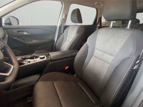 Used 2024 Nissan Rogue SV AWD/4WD image 10