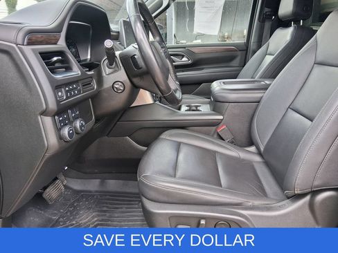 Used 2022 Chevrolet Tahoe Z71 w/ Luxury Package AWD/4WD image 14