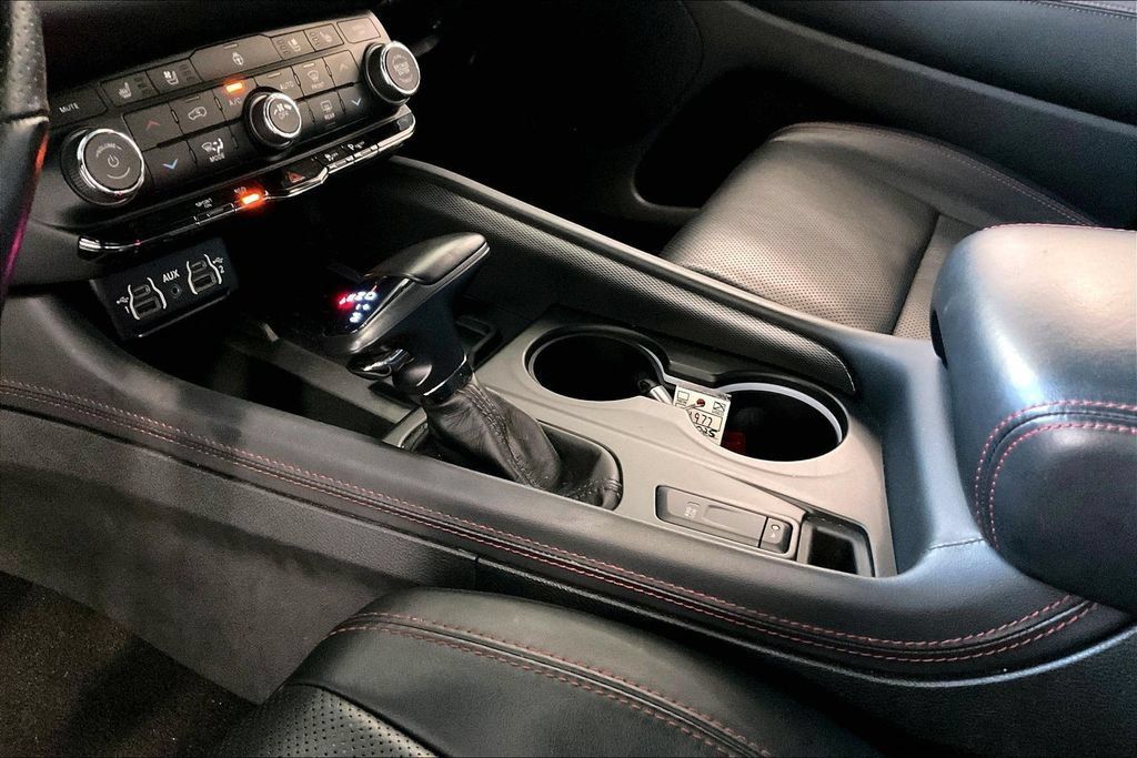 Used 2025 Dodge Durango R/T AWD/4WD image 11