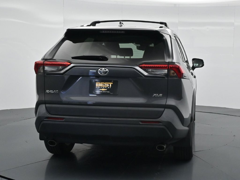Used 2024 Toyota RAV4 XLE FWD image 6