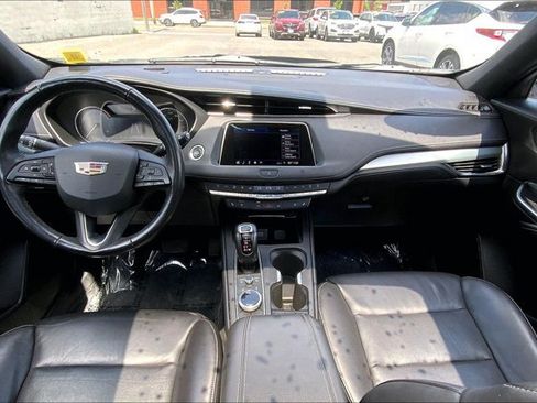 Used 2019 Cadillac XT4 Premium Luxury AWD/4WD image 15