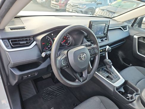Used 2020 Toyota RAV4 XLE image 16