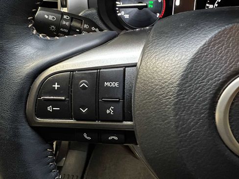 Used 2023 Lexus GX 460 Premium w/ Premium Plus Package image 31