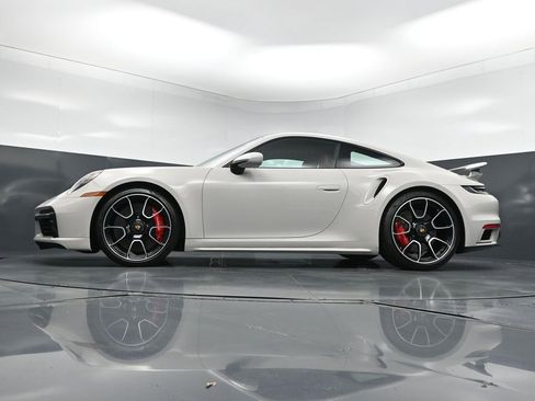 Certified 2024 Porsche 911 Turbo AWD/4WD image 21