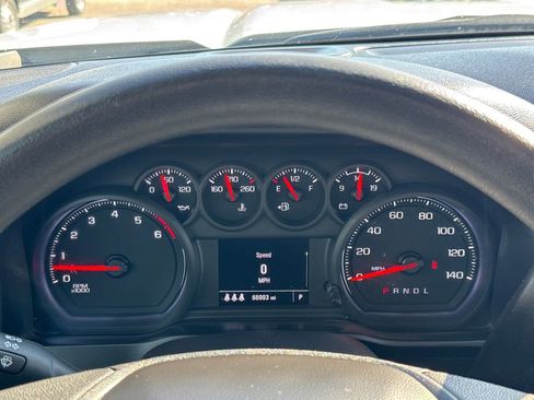 Used 2024 GMC Sierra 2500 Pro w/ Convenience Package image 18