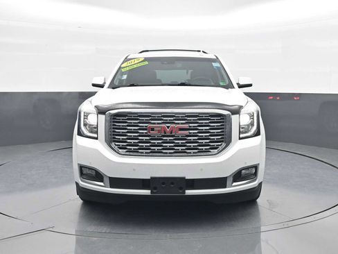 Used 2019 GMC Yukon Denali image 3