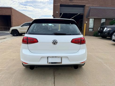 Used 2015 Volkswagen Golf 4-Door image 5
