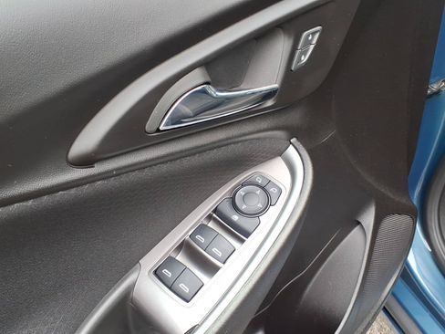 Used 2025 Chevrolet Malibu RS FWD image 14