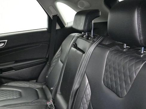 Used 2024 Ford Edge Titanium AWD/4WD image 14