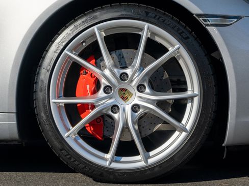 Certified 2019 Porsche 911 Carrera S image 15