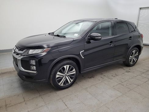 Used 2020 Mitsubishi Outlander Sport SE image 2