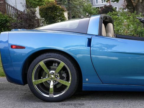 Used 2009 Chevrolet Corvette Coupe w/ Preferred Equipment Group RWD image 10