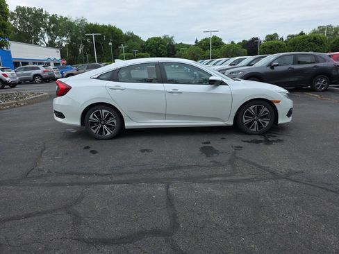 Used 2016 Honda Civic EX-L image 8