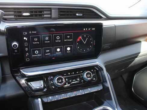 Used 2024 GMC Sierra 2500 Denali w/ Denali Reserve Package image 7