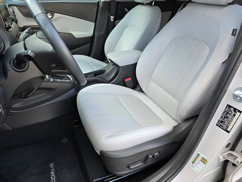 Used 2023 Hyundai Kona SEL w/ Convenience Package image 19