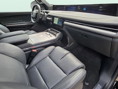 New 2025 Lincoln Navigator Reserve w/ Jet Appearance Package image 15