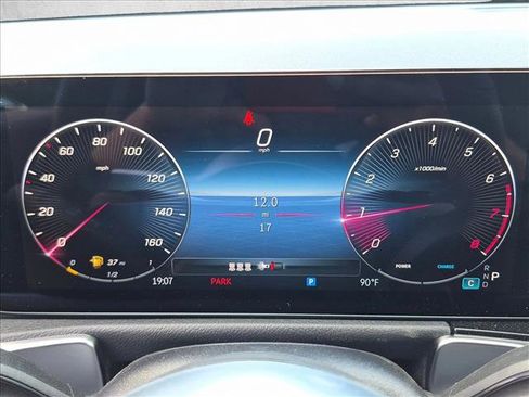 New 2026 Mercedes-Benz GLB 250 image 10