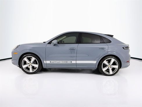 New 2026 Porsche Cayenne S image 2