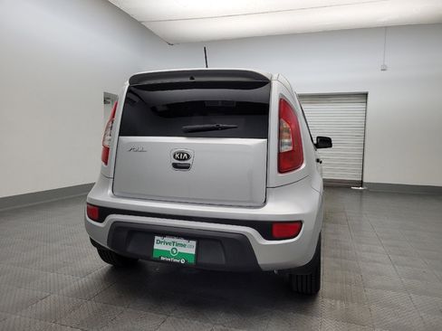 Used 2013 Kia Soul + image 7