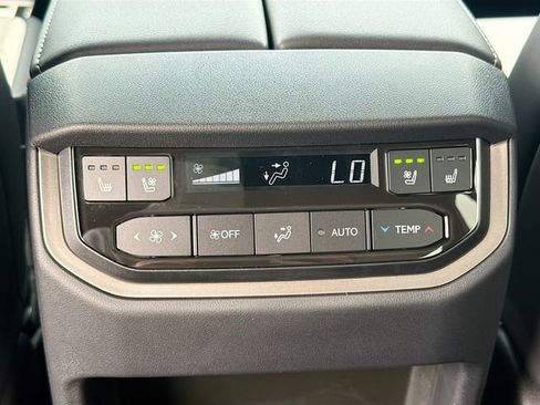 New 2026 Lexus TX 500h AWD image 21