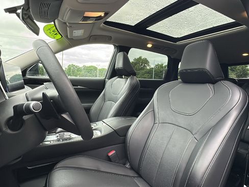 Certified 2024 INFINITI QX60 Pure image 13