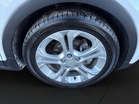 Used 2020 Chevrolet Bolt LT image 24