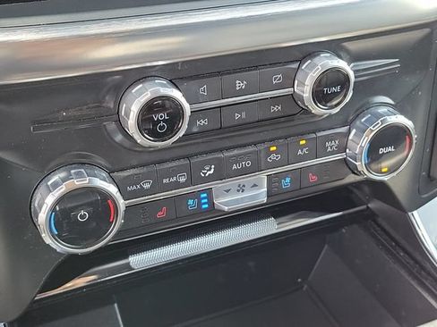 Used 2022 Ford F150 Lariat AWD/4WD image 30