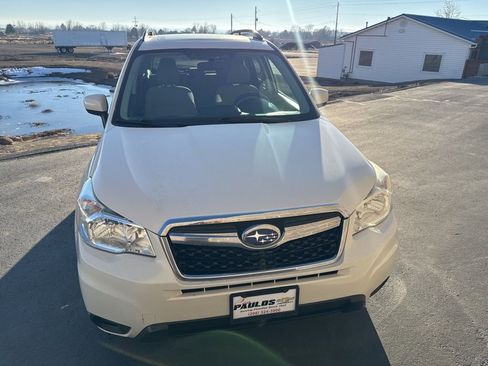 Used 2016 Subaru Forester 2.5i Premium w/ All-Weather Package image 2